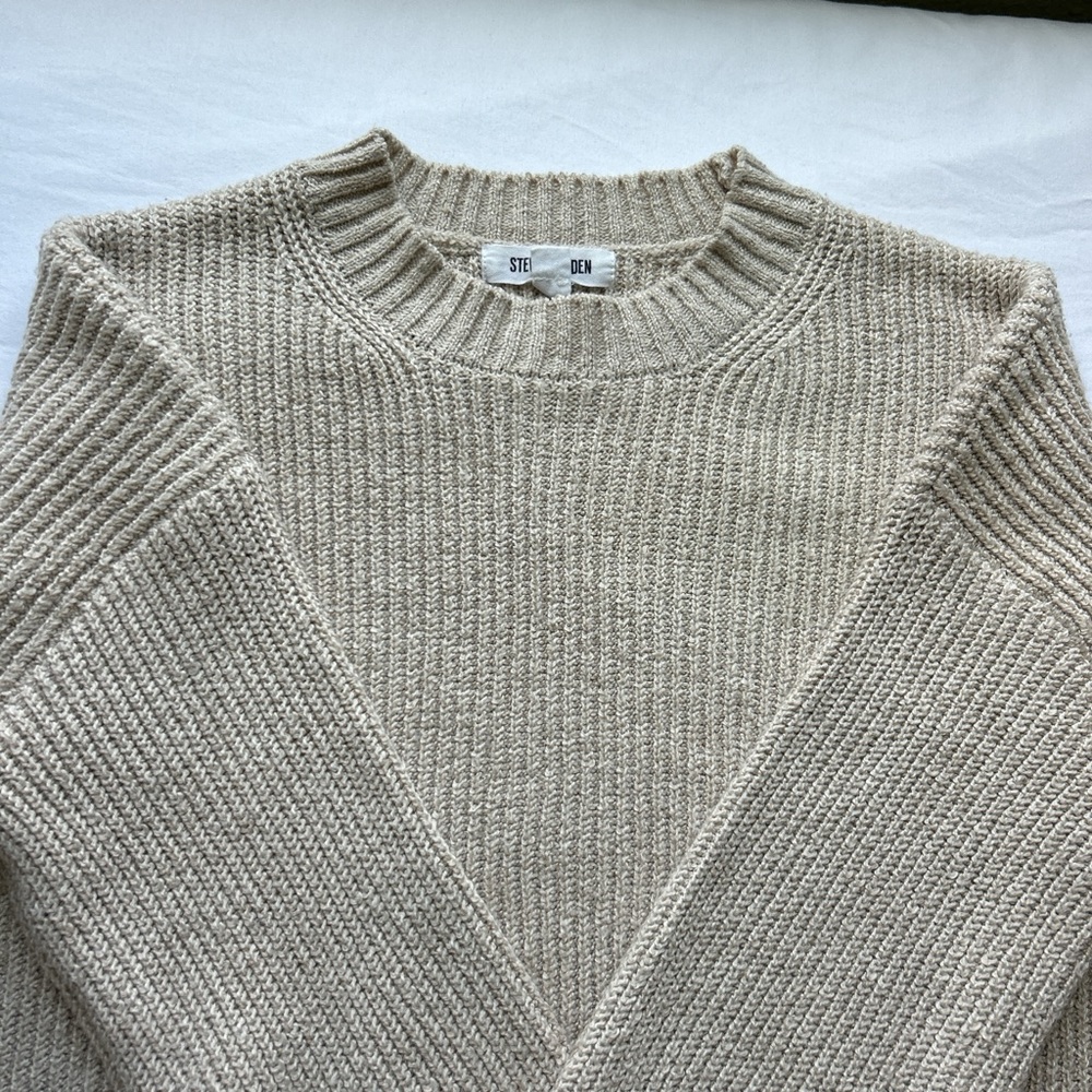 Cropped Steve Madden Sweater